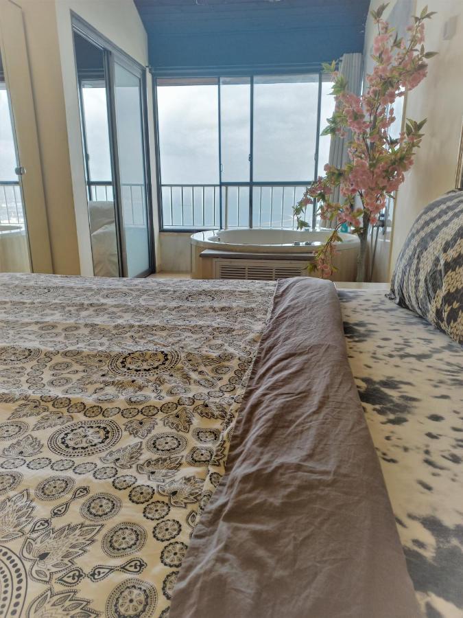 Panorama Bay View 3 Room 海法 外观 照片